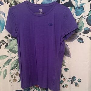 Icebreaker Women's Short Sleeve Tee in Vibrant Purple